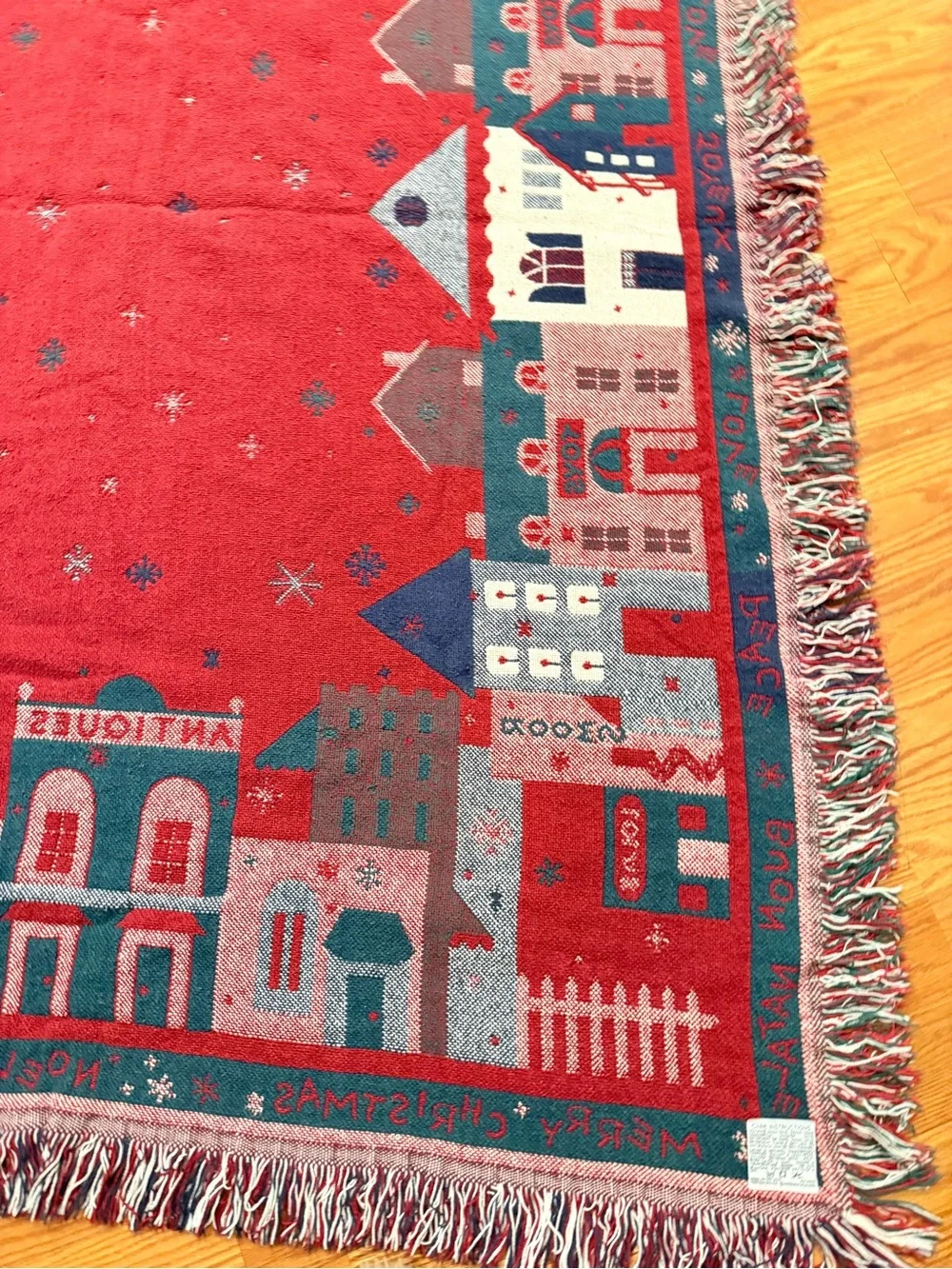 Holiday Village Fringe Throw Blanket - Red, Green & Cream 66x46